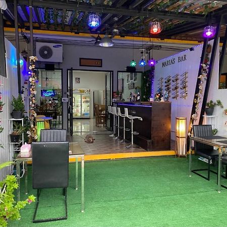 Rawai Maria'S Guest House, Restaurant & Bar מראה חיצוני תמונה